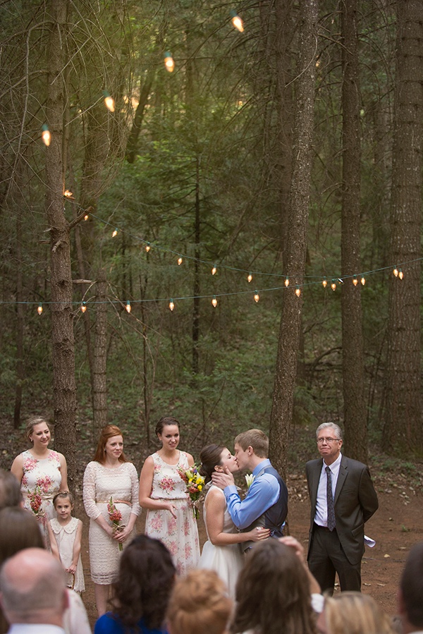 vintage-forest-wedding