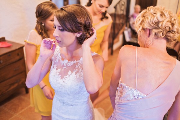 vintage-yellow-and-grey-wedding