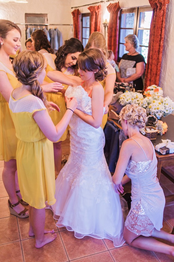 vintage-yellow-and-grey-wedding