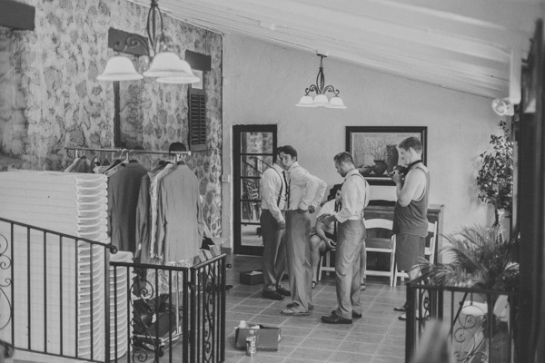 vintage-yellow-and-grey-wedding