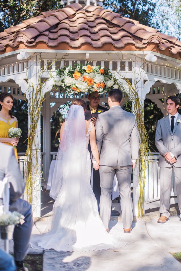 vintage-yellow-and-grey-wedding