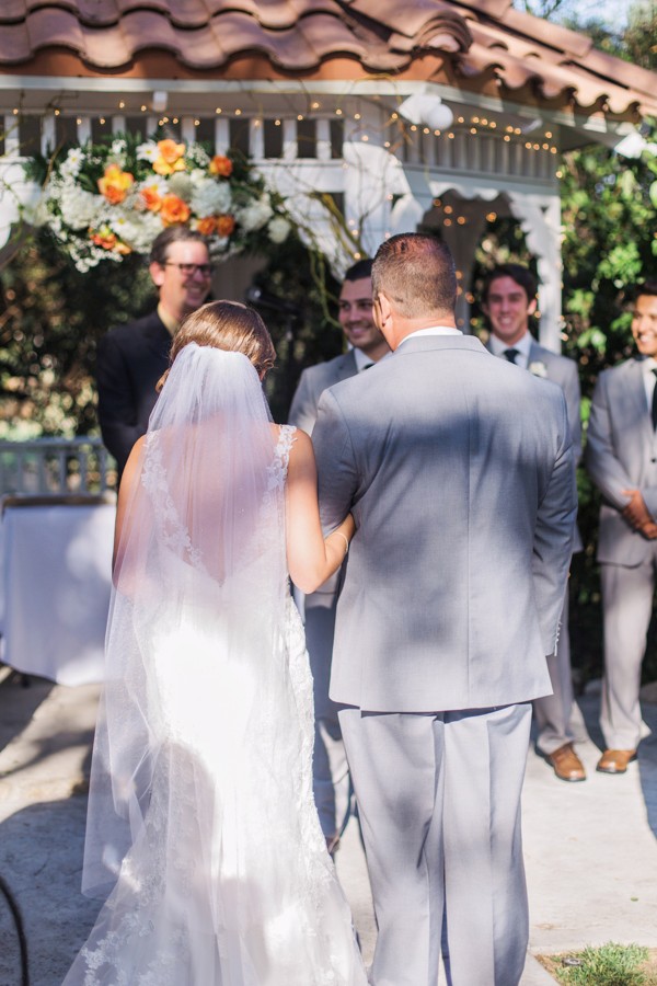 vintage-yellow-and-grey-wedding