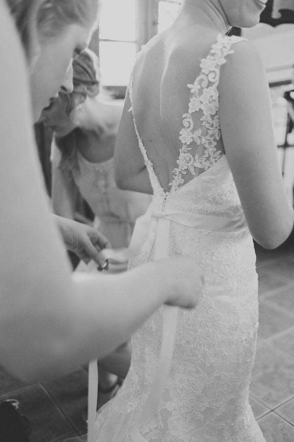 vintage-yellow-and-grey-wedding