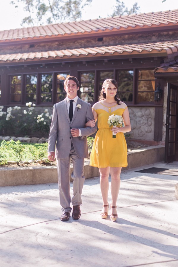 vintage-yellow-and-grey-wedding