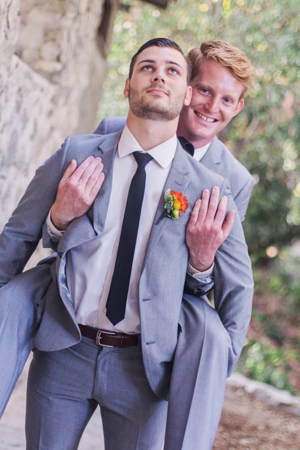 vintage-yellow-and-grey-wedding