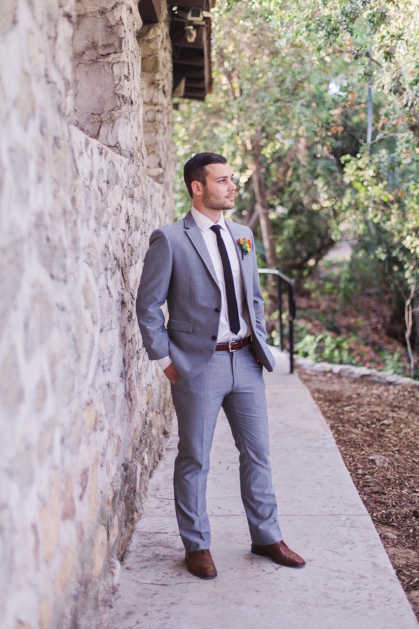 vintage-yellow-and-grey-wedding