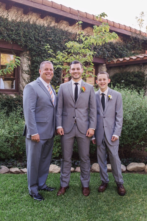 vintage-yellow-and-grey-wedding