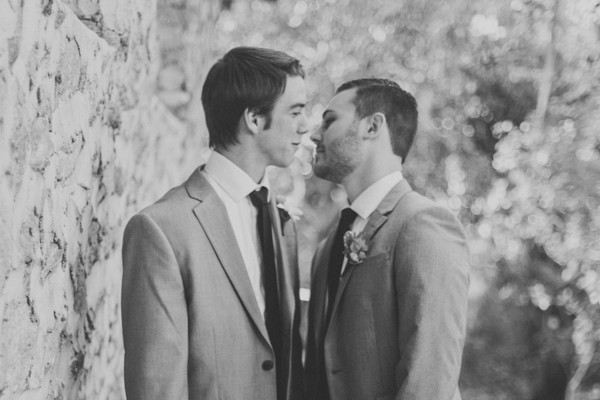vintage-yellow-and-grey-wedding