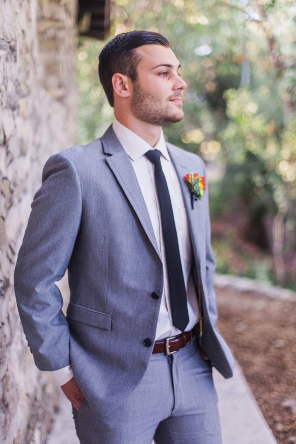vintage-yellow-and-grey-wedding