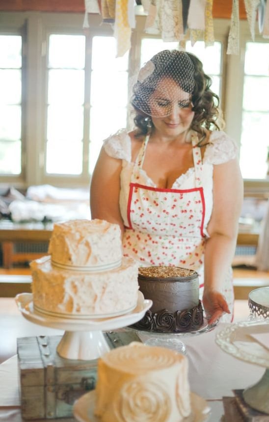 bake your own wedding cakes