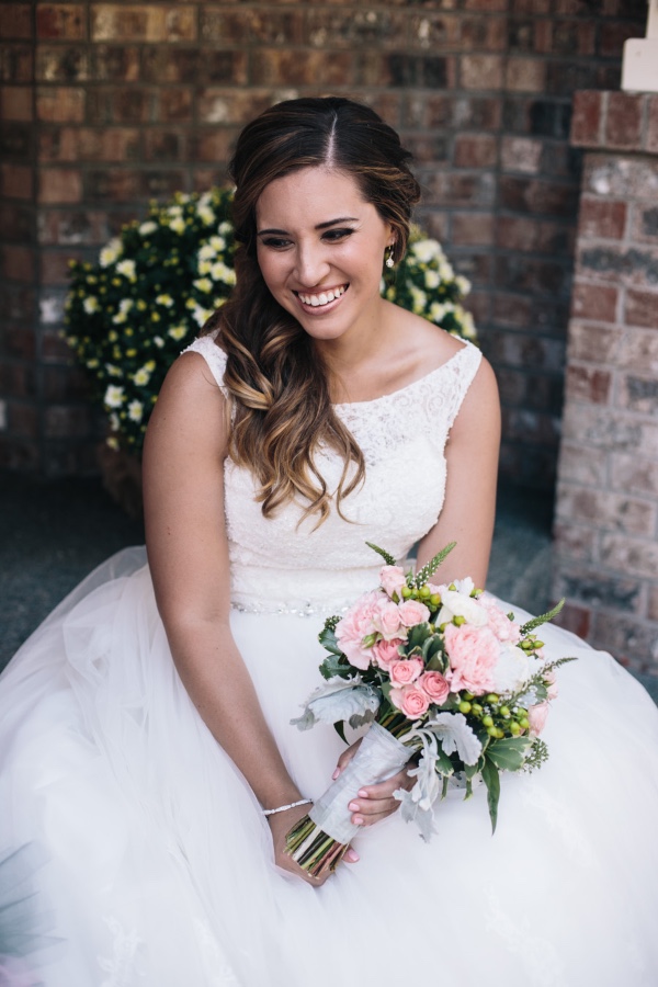 backyard-pink-gray-and-lace-wedding