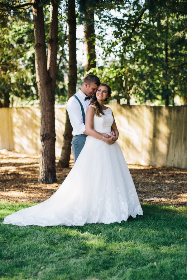 backyard-pink-gray-and-lace-wedding