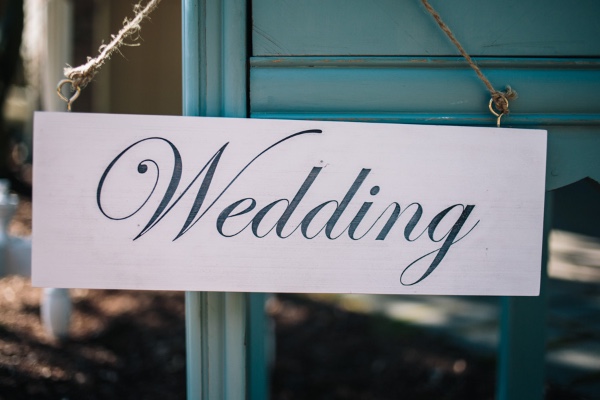 backyard-pink-gray-and-lace-wedding