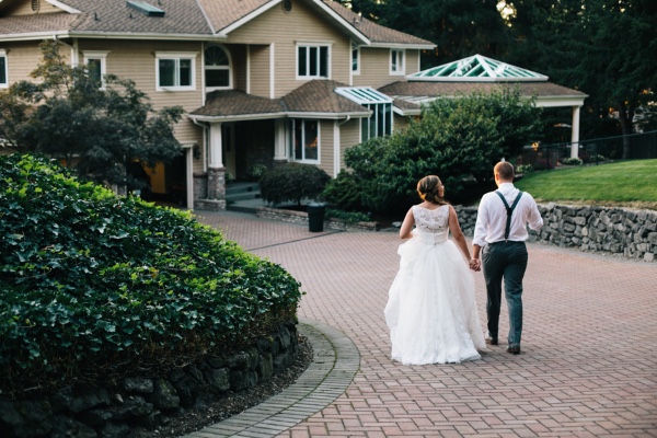 backyard-pink-gray-and-lace-wedding