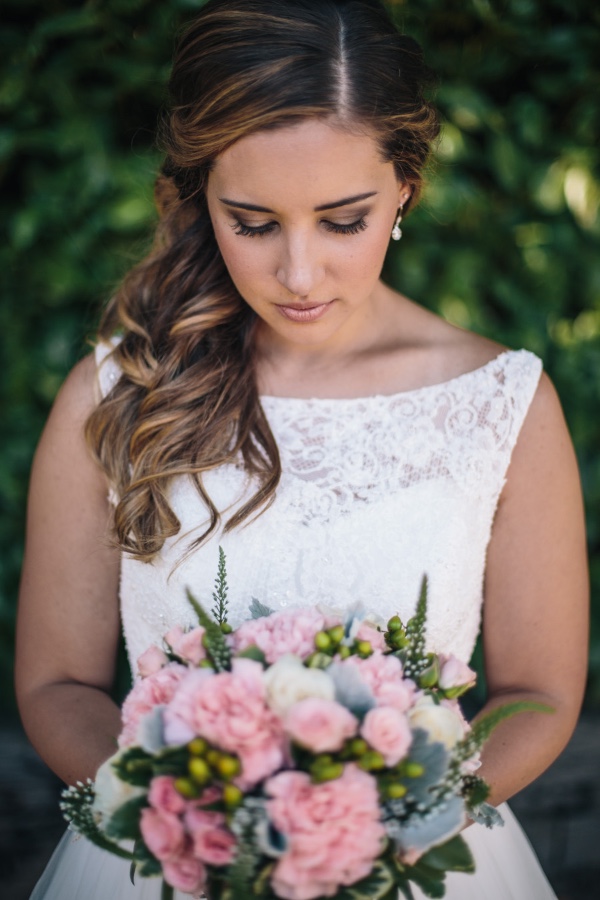backyard-pink-gray-and-lace-wedding