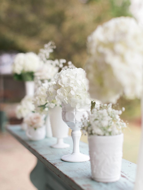 green-and-white-fall-wedding-ideas