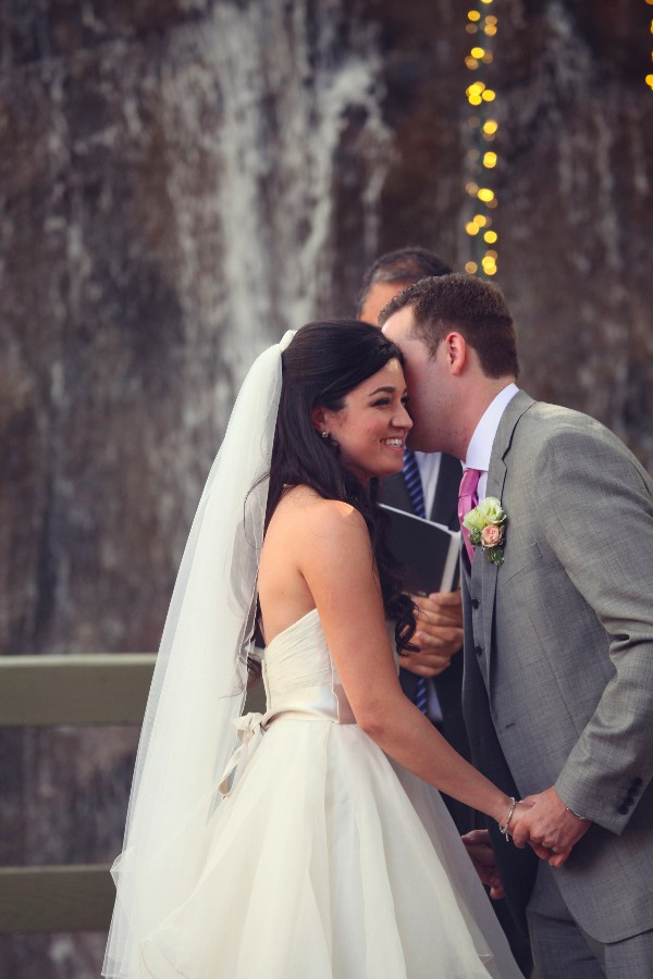 indoor-outdoor-patio-wedding