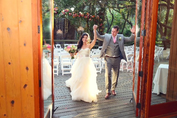 indoor-outdoor-patio-wedding
