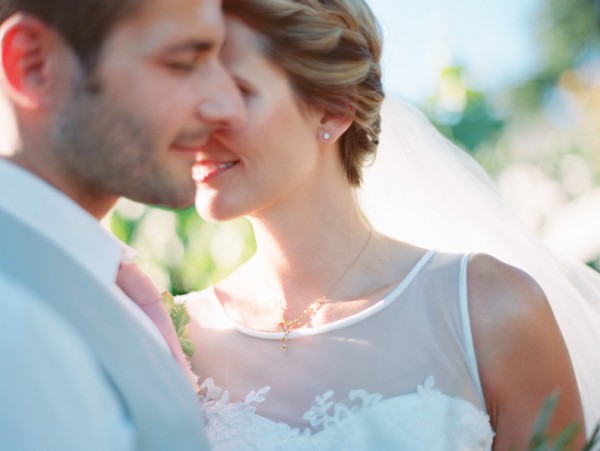 let-love-grow-vineyard-wedding