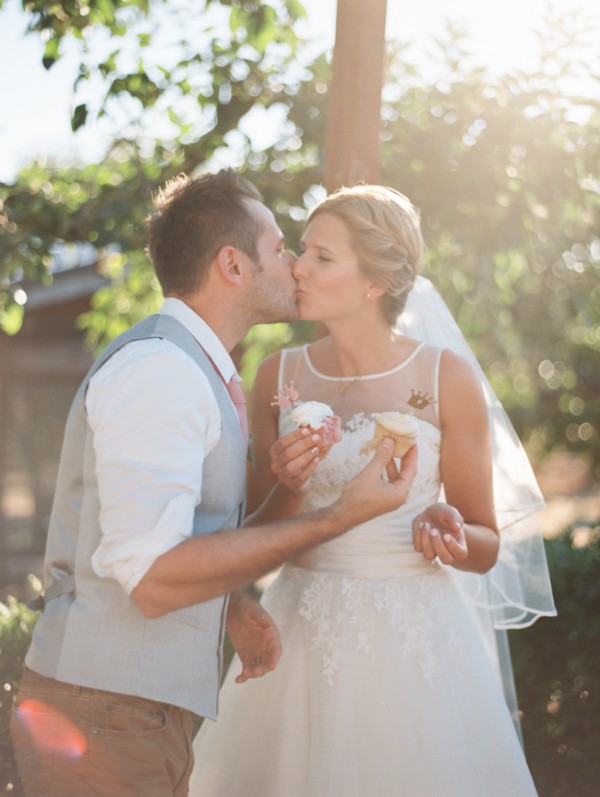 let-love-grow-vineyard-wedding