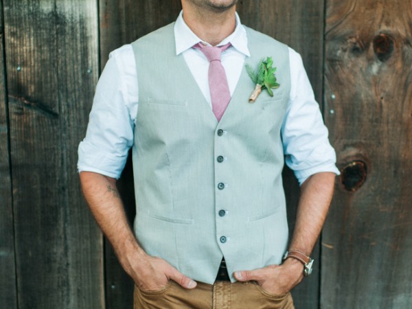 let-love-grow-vineyard-wedding
