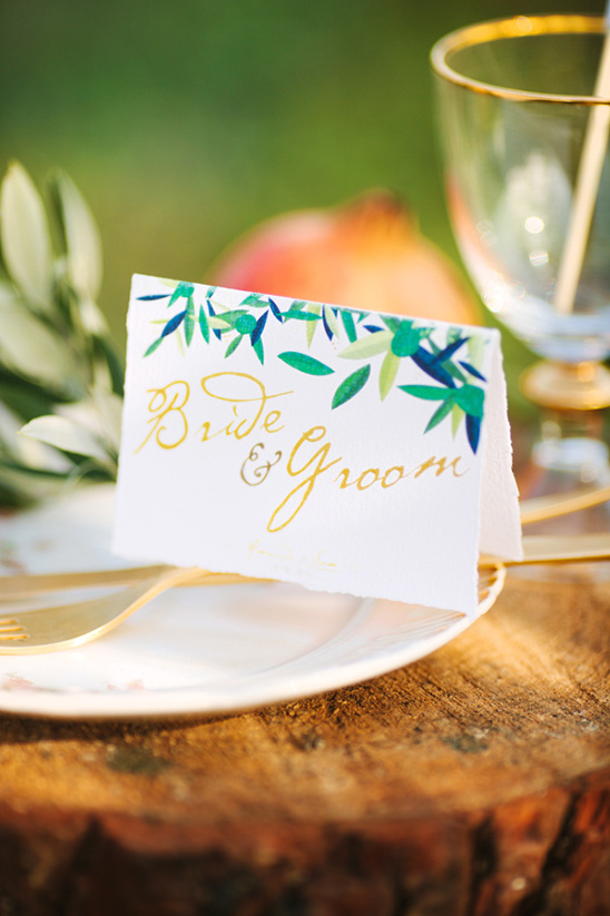 bride and groom escort card ideas
