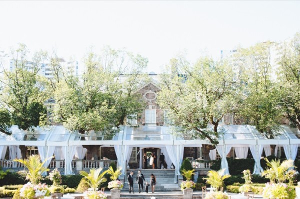 super-romantic-garden-wedding