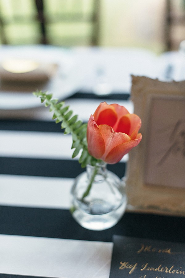 teal-and-gold-modern-wedding