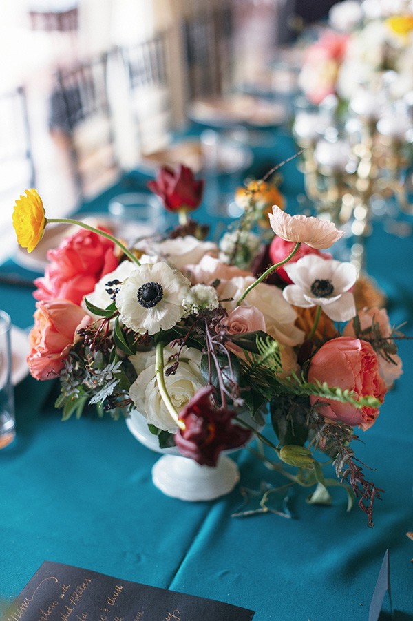teal-and-gold-modern-wedding