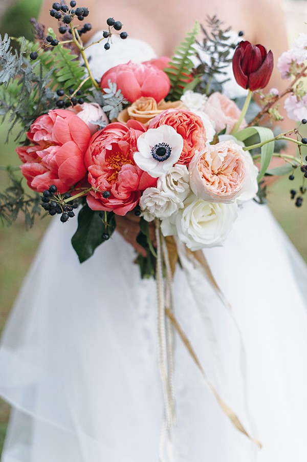 teal-and-gold-modern-wedding