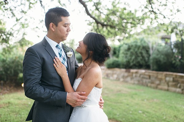 teal-and-gold-modern-wedding