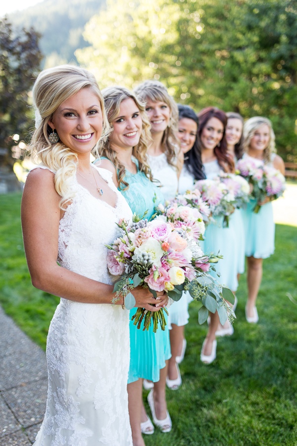 teal-gray-and-pink-wedding-ideas