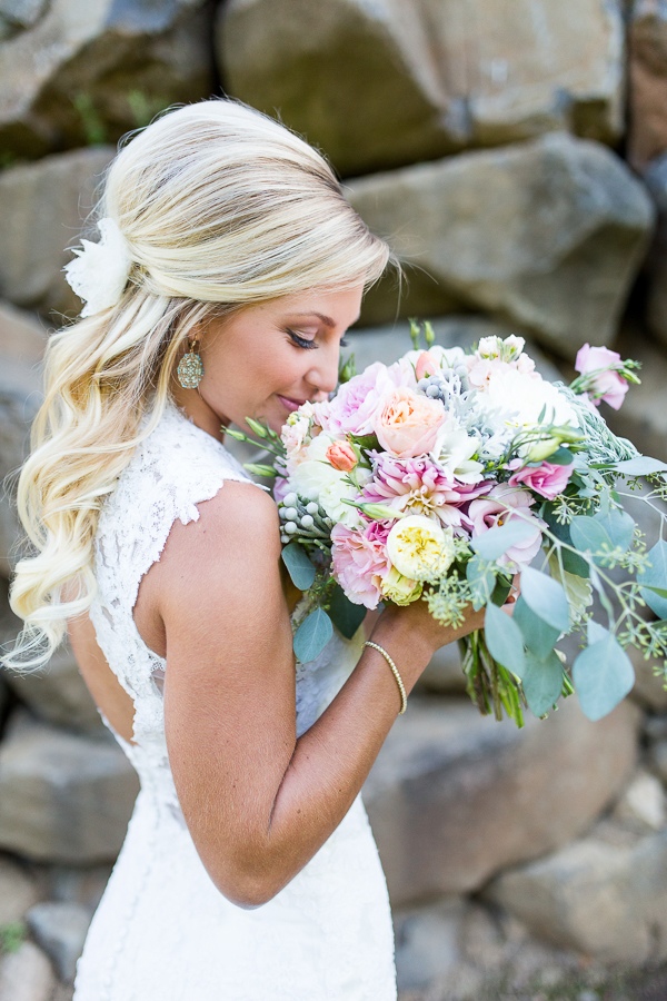teal-gray-and-pink-wedding-ideas