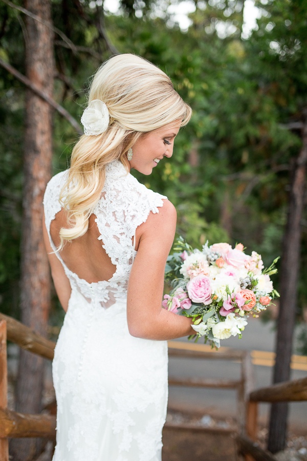 teal-gray-and-pink-wedding-ideas