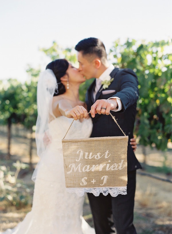 vintage-lavender-wedding