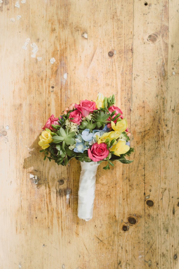 beautiful-and-bright-forest-wedding-in