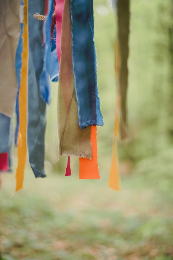 beautiful-and-bright-forest-wedding-in