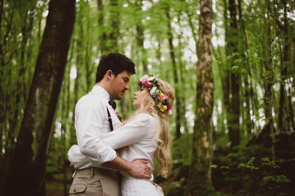 beautiful-and-bright-forest-wedding-in
