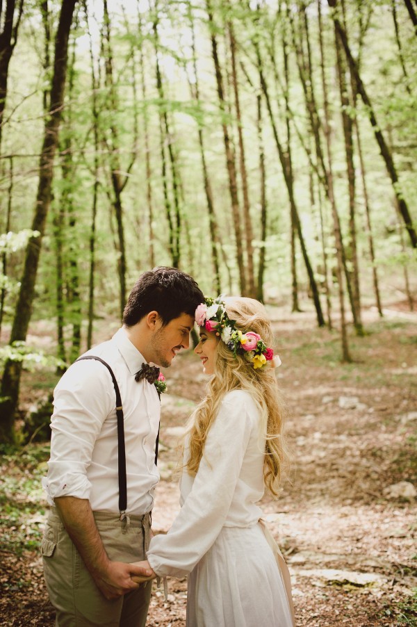 beautiful-and-bright-forest-wedding-in