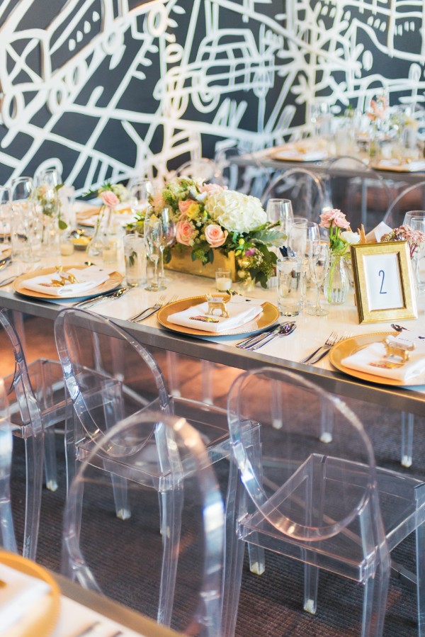 black-and-white-glam-wedding