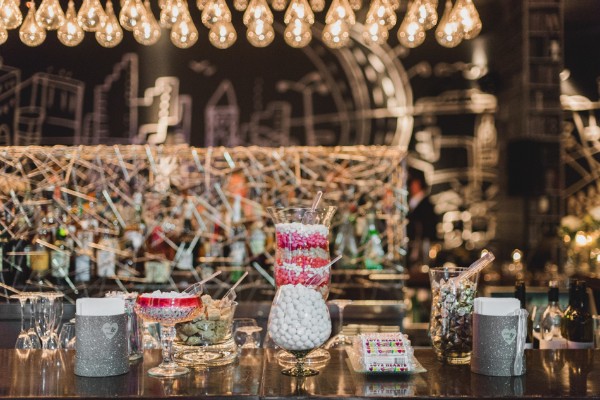black-and-white-glam-wedding
