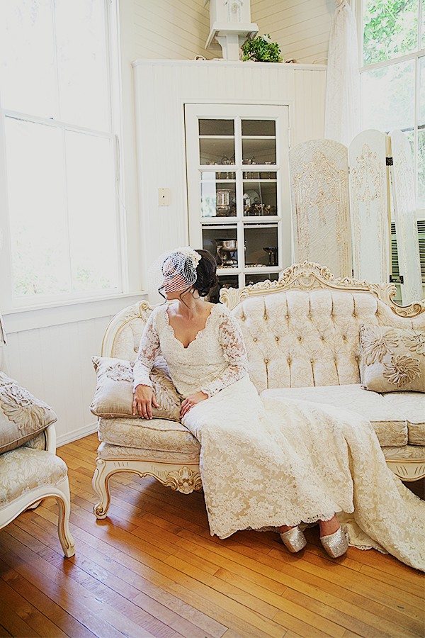 colorful-meets-victorian-wedding