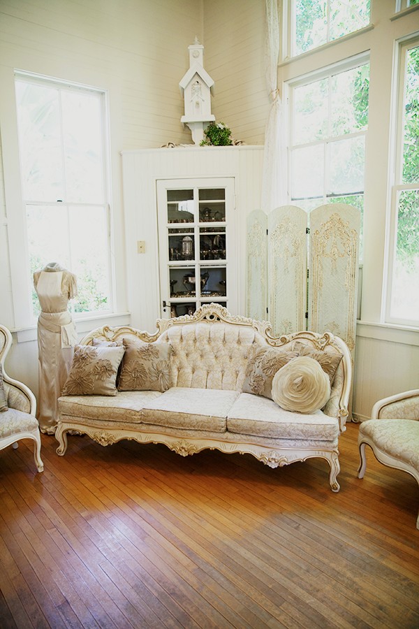 colorful-meets-victorian-wedding