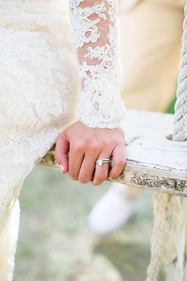 colorful-meets-victorian-wedding