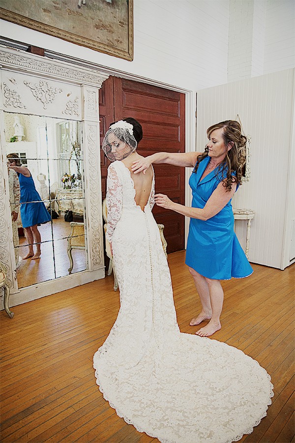 colorful-meets-victorian-wedding