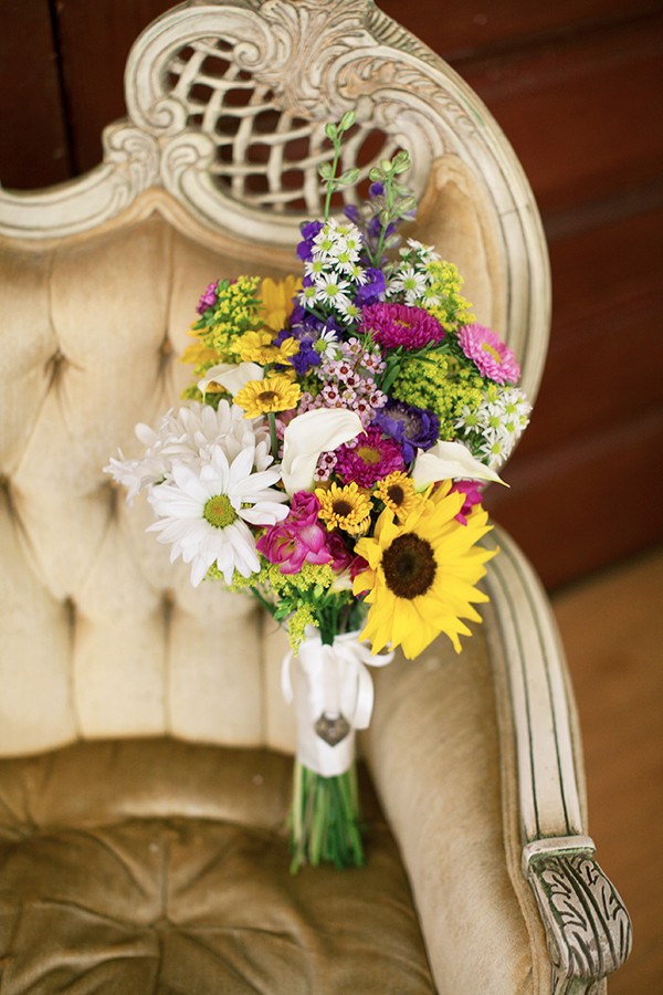 colorful-meets-victorian-wedding