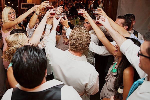 colorful-meets-victorian-wedding