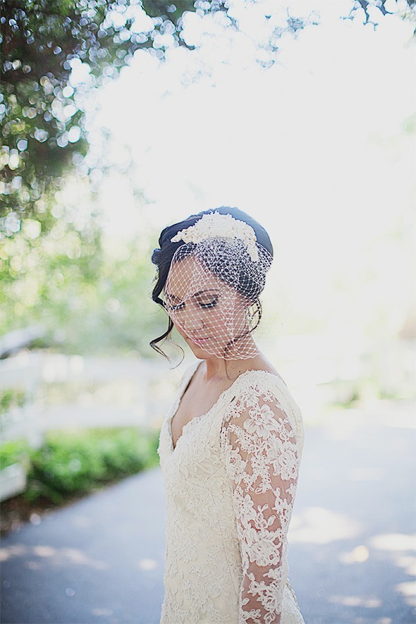 colorful-meets-victorian-wedding