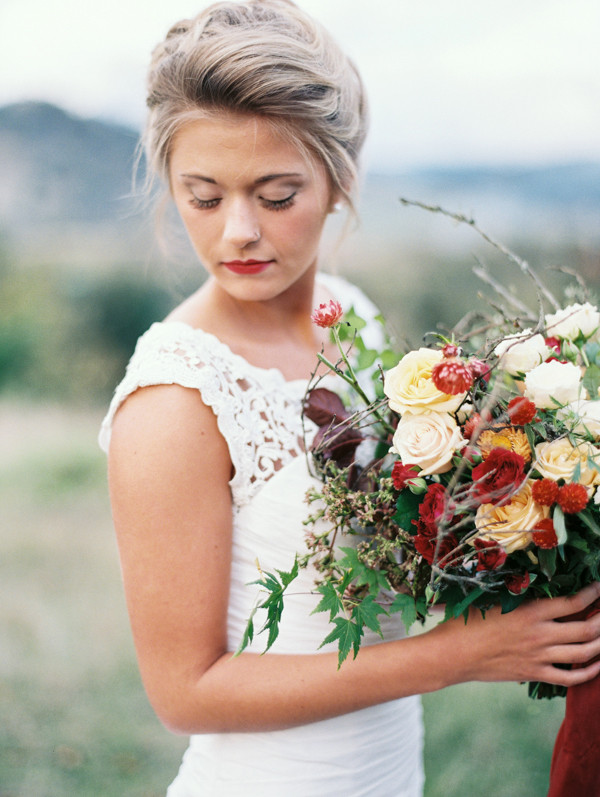 crisp-romantic-wedding-inspiration