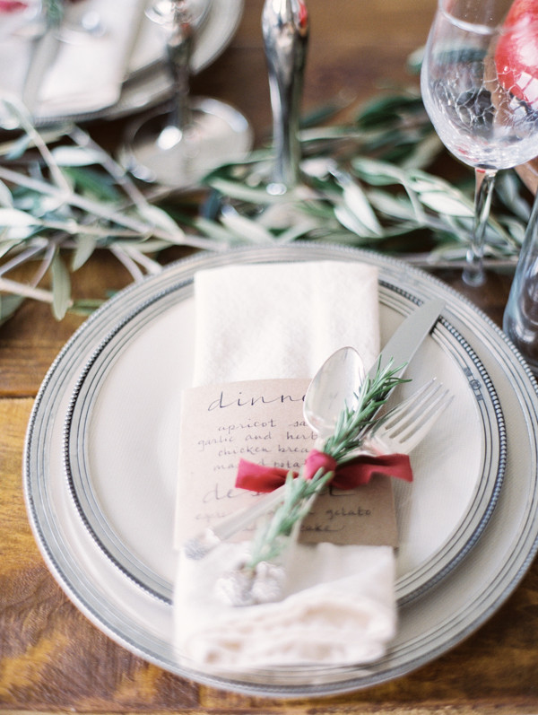 crisp-romantic-wedding-inspiration